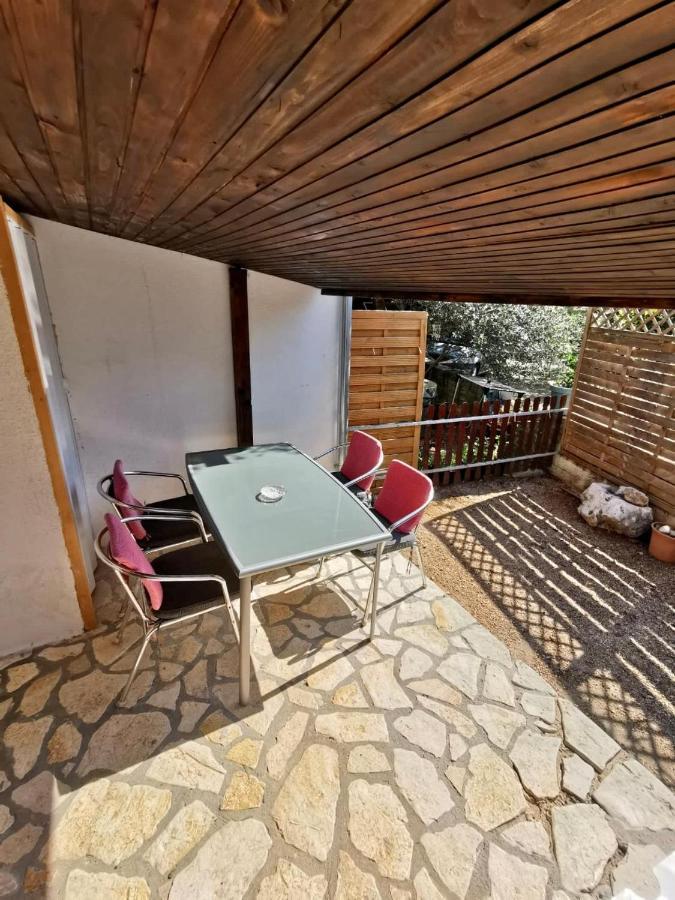 Unique Apartments Малинска Экстерьер фото