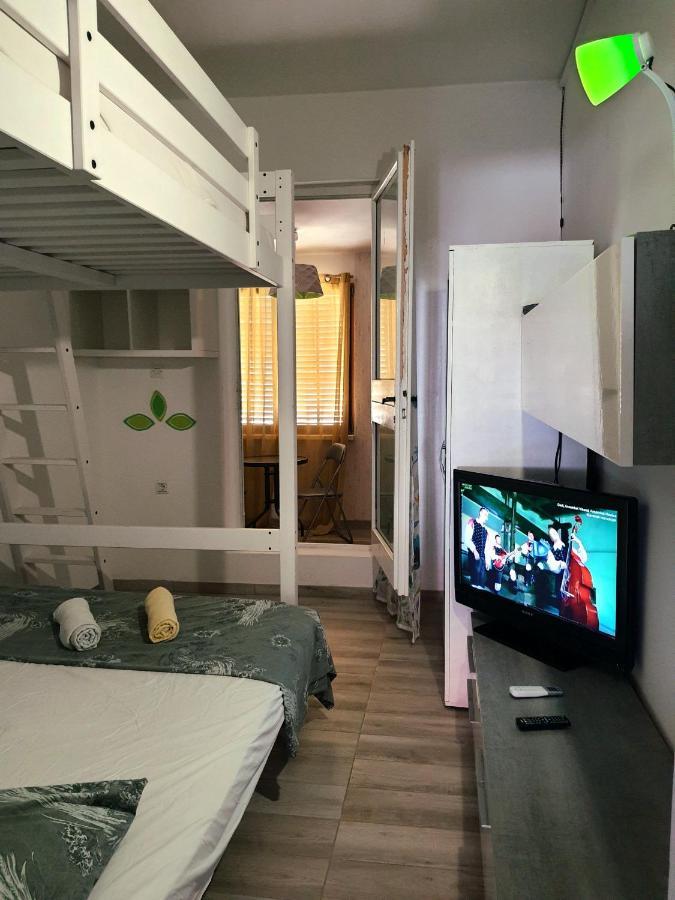 Unique Apartments Малинска Экстерьер фото
